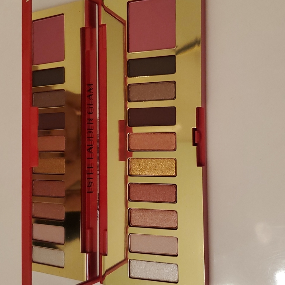 Estee lauder make up